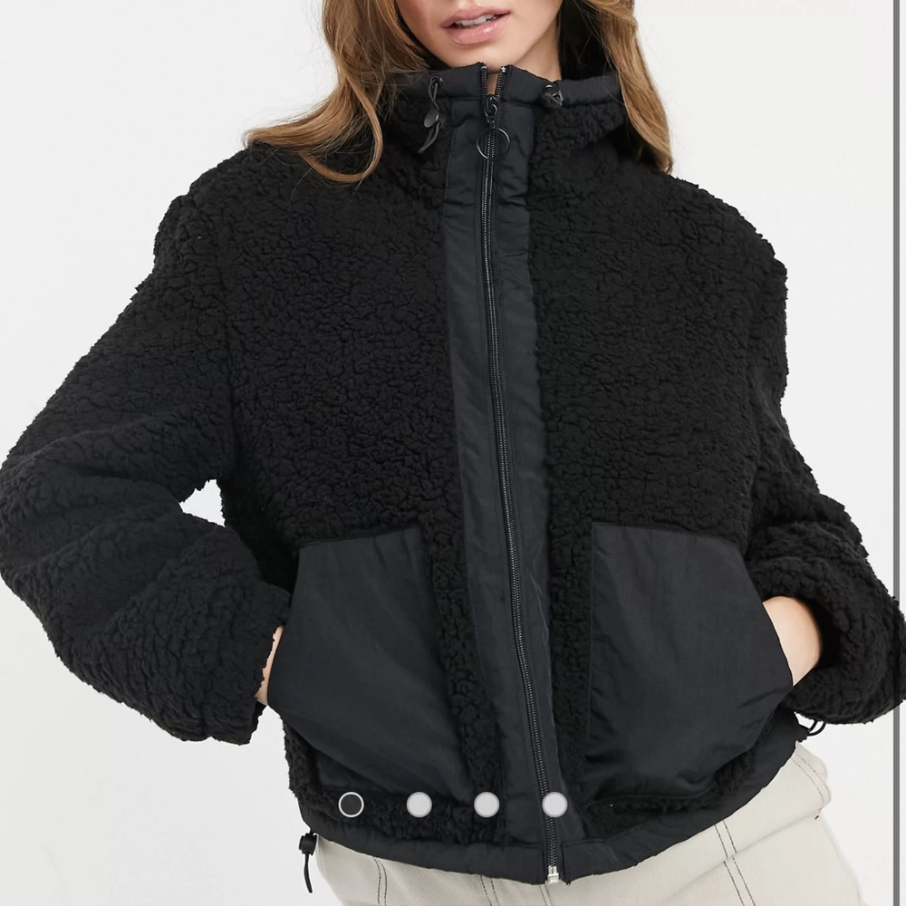 ASOS BLACK FLEECE PUFFER ZIP